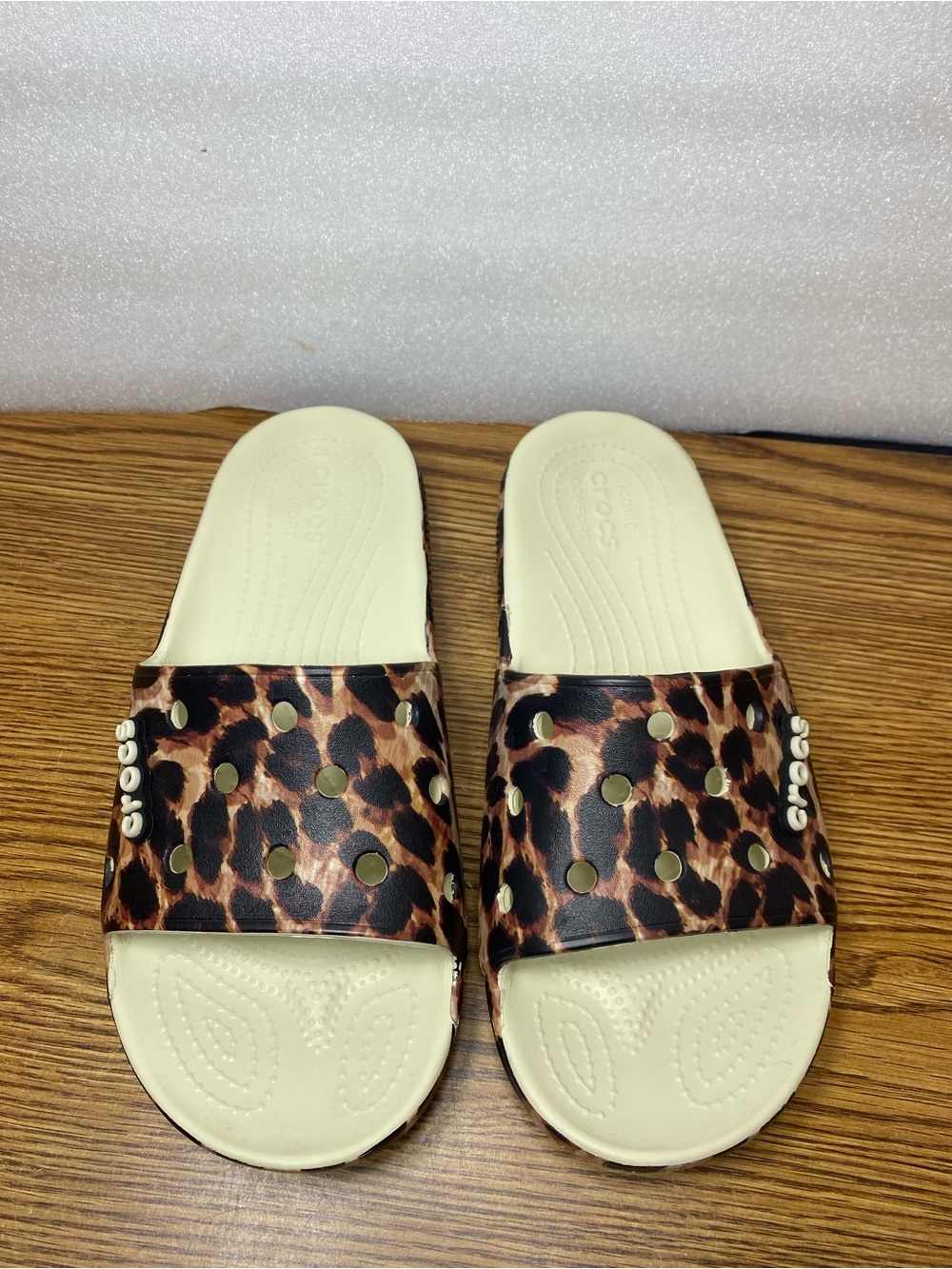 Crocs Classic Animal Remix Slides Beach Sandals Shoes Leopard Print Mens Size 11